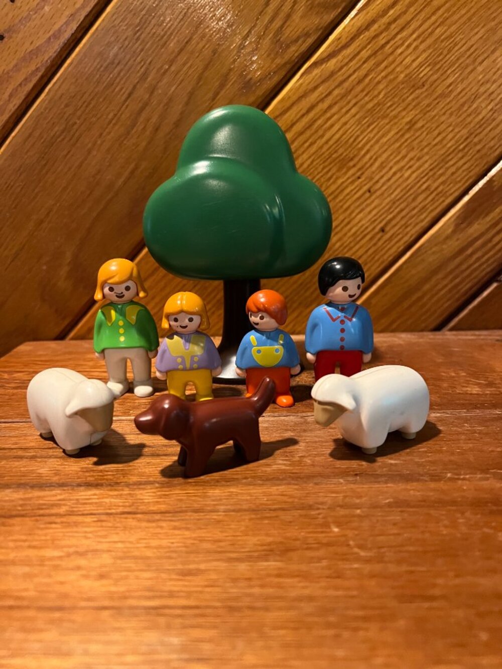 Vintage 1990 Playmobil Family Sheep Dog Tree 8 Figures